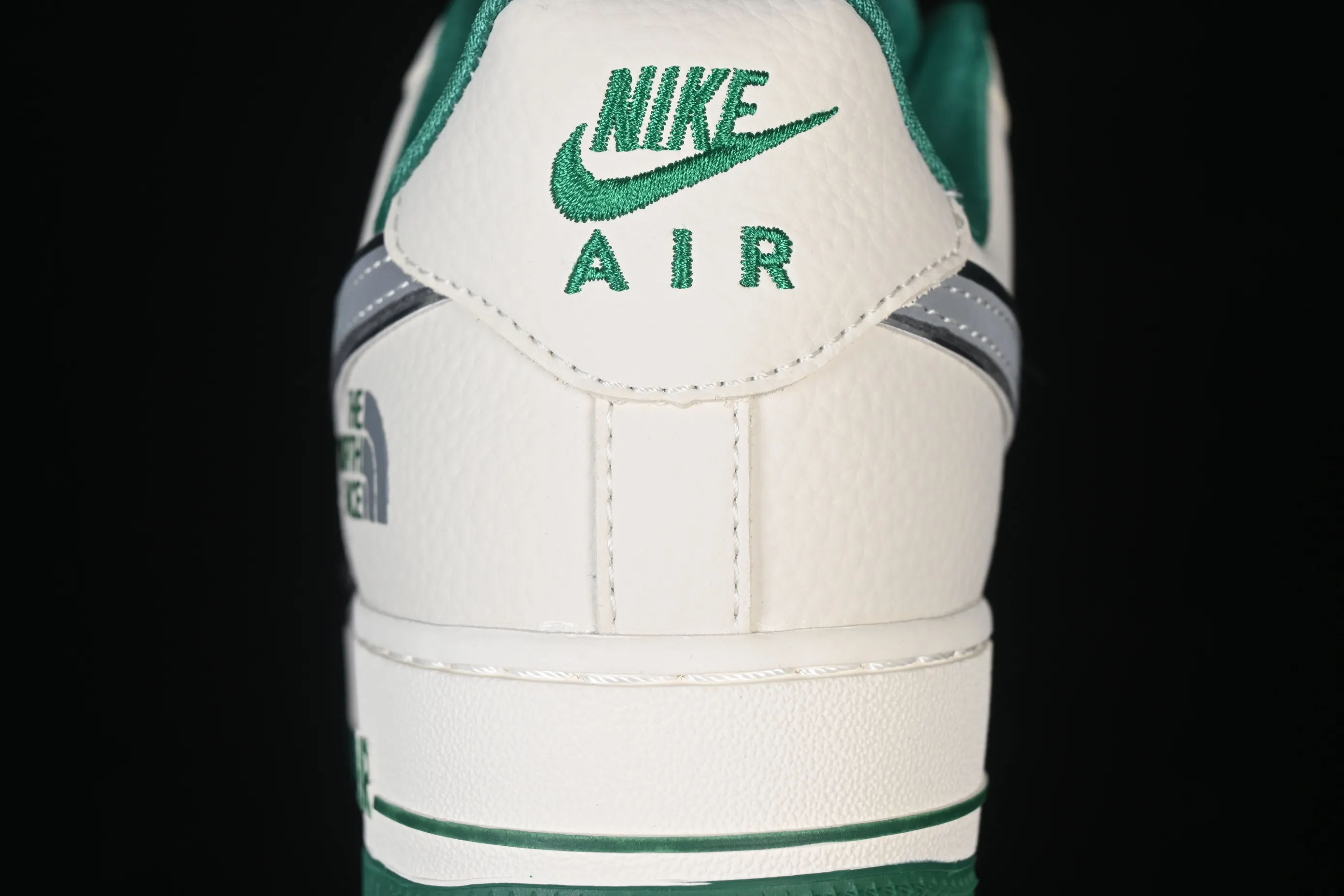 All categories Nk Air Force 1 Air Force series Nk Air Force 1 Low Air Force low-top Nike Air Force 1'07 Low North Face joint Air Force 1 low-top casual sneakers DF0188-113